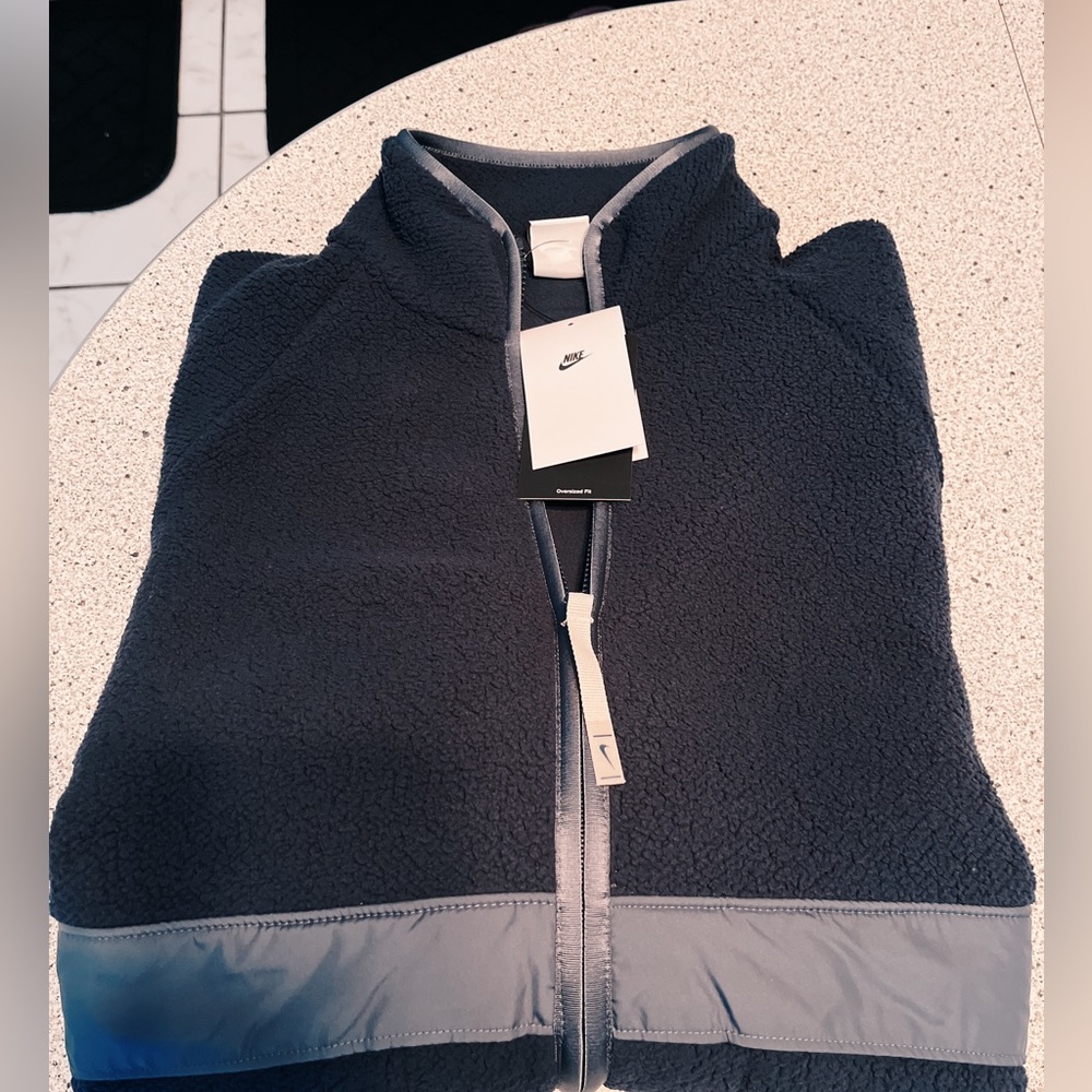 🔥BNWT NIKE FLEECE PULLOVER🔥